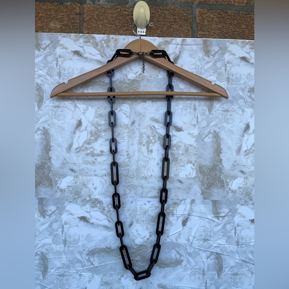 Rara Avis by Iris Apfel Resin Chain Link Necklace (Black) - Picture 4 of 6